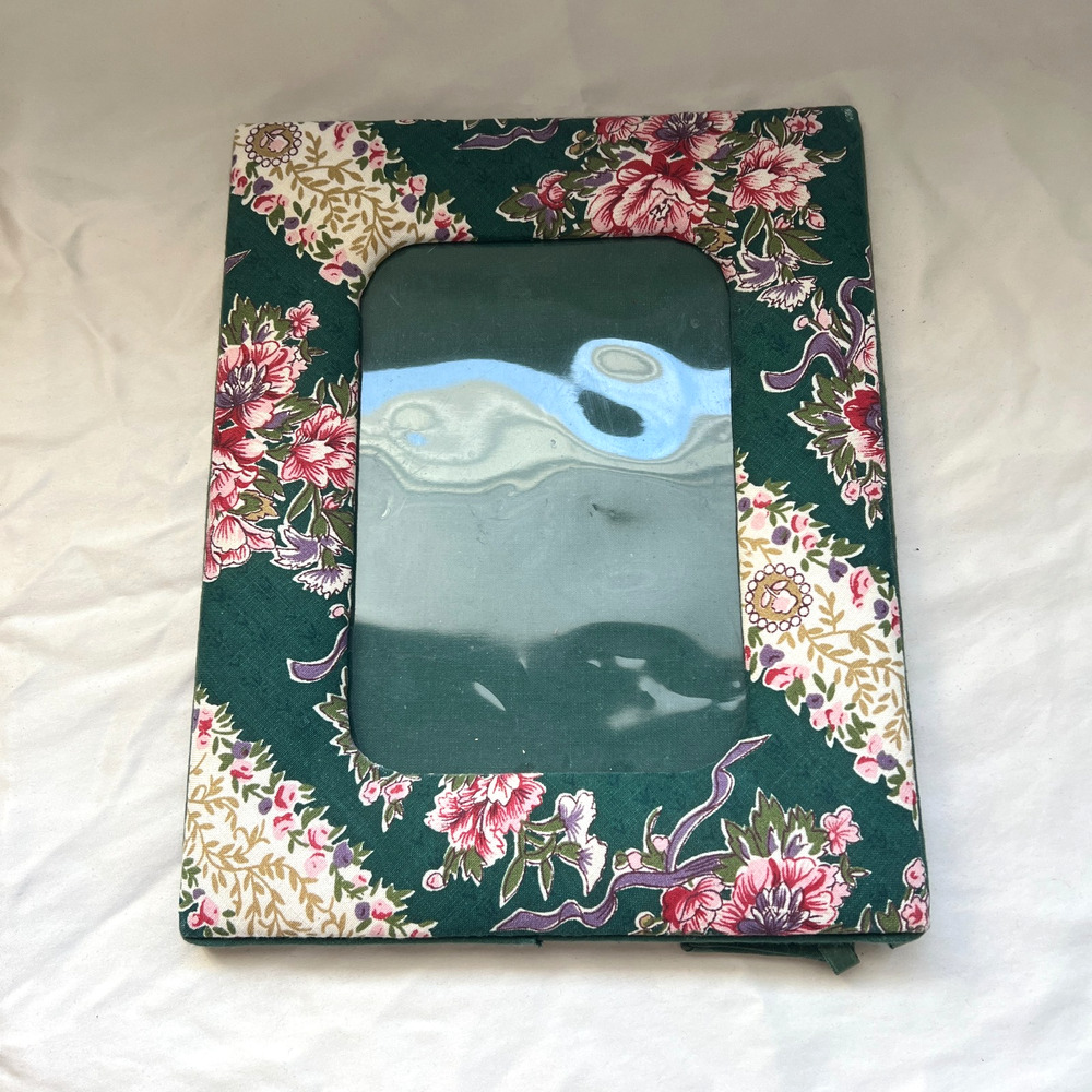 Delton Product Fine Collectables Green Floral Cottage Core Frame 4 x 6